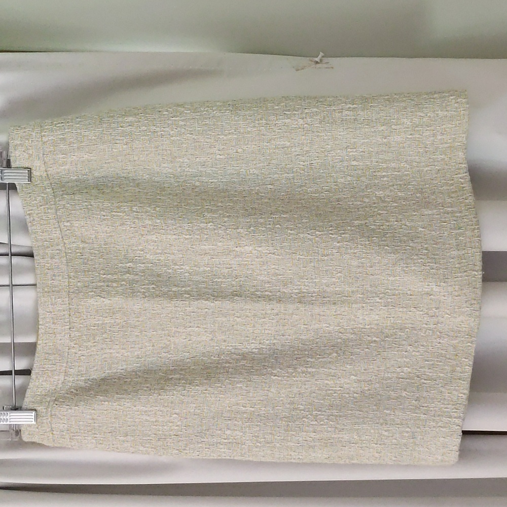 Halogen skirt